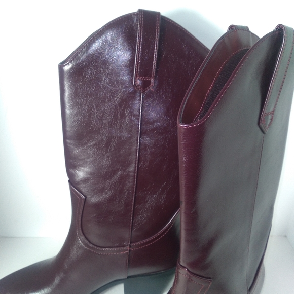 Women's Faux Leather Dark Burgundy CowGirl Heeled Boots NWOT- Size 9 - Picture 4 of 8